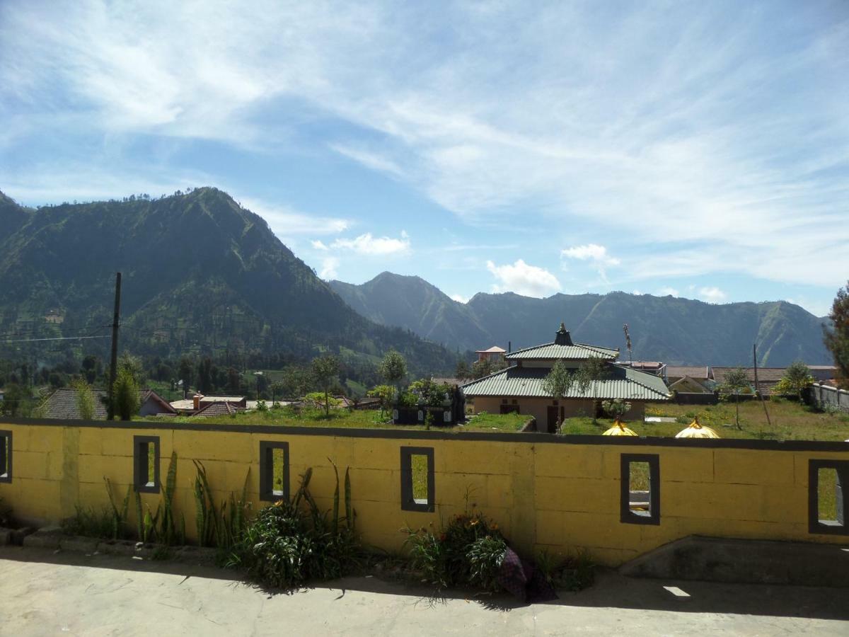 Yog Bromo Homestay Екстер'єр фото